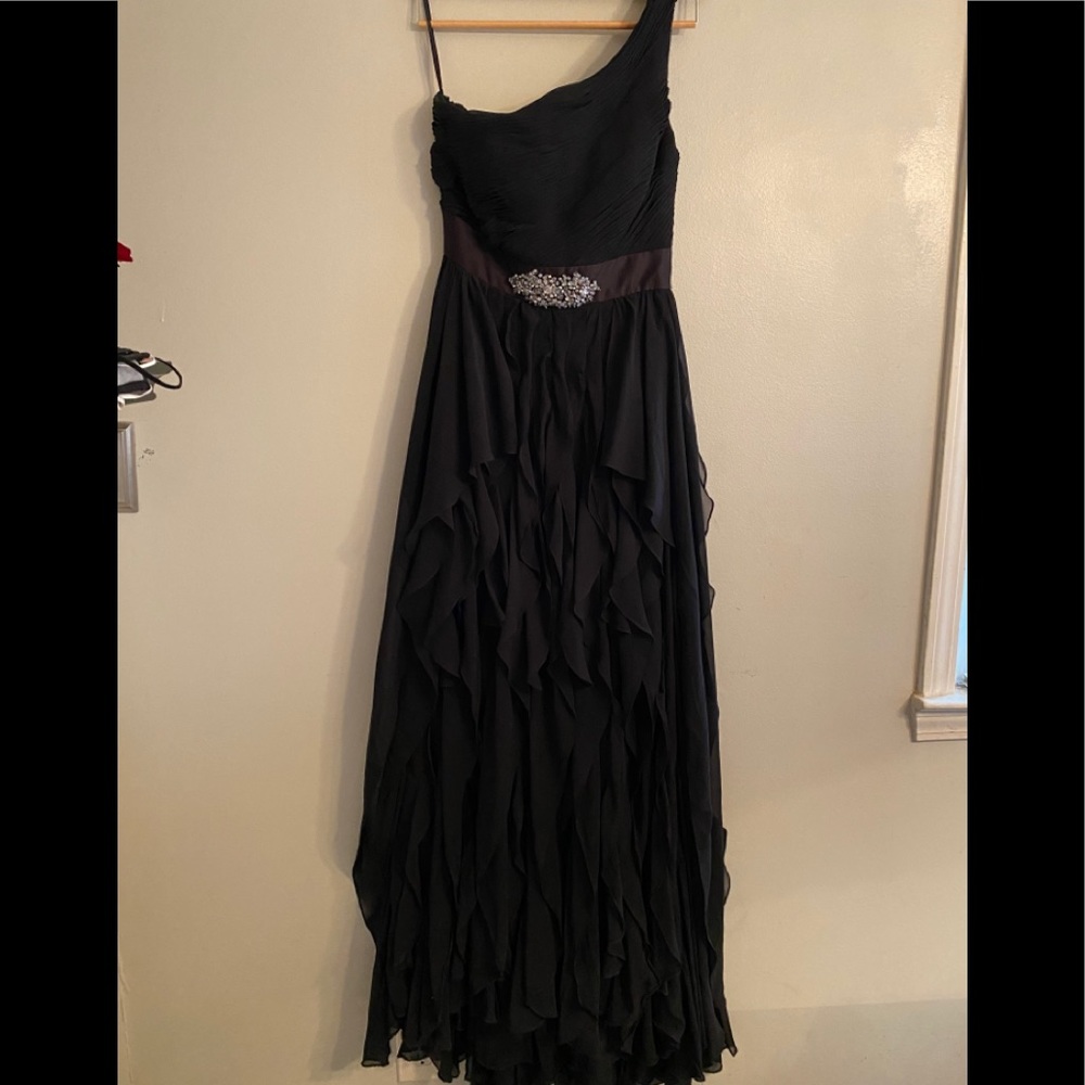 Dress/gown